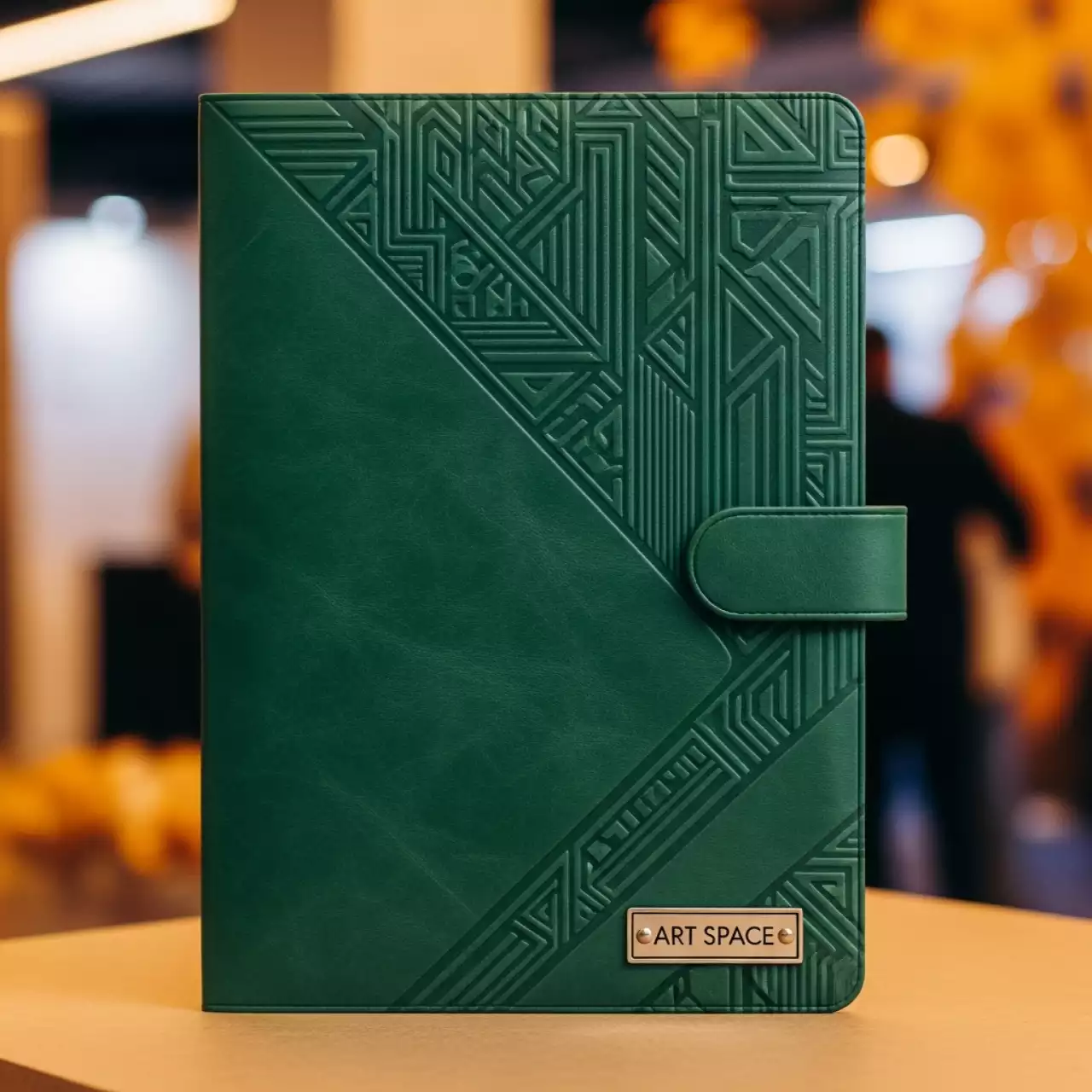 Аренда Картонная обложка для переплета кожа A4 230 г м² зеленая в комплексе «Дагомыс» — ART SPACE