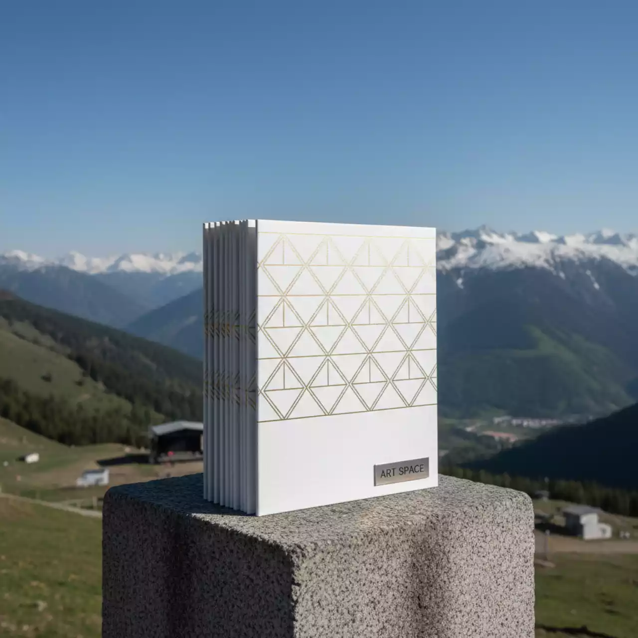 Аренда Картонная обложка для переплета лен A4 250 г м² белая на площадке Rosa Peak (2320м) — ART SPACE