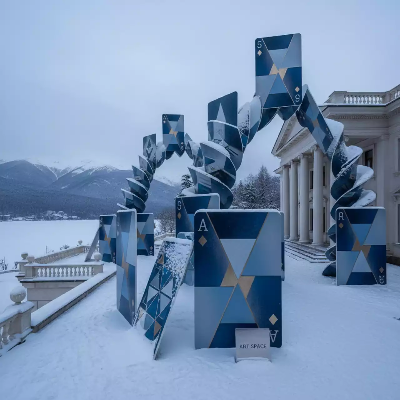 Аренда Карты гигантские набор 52 на вилле «Анна» — ART SPACE