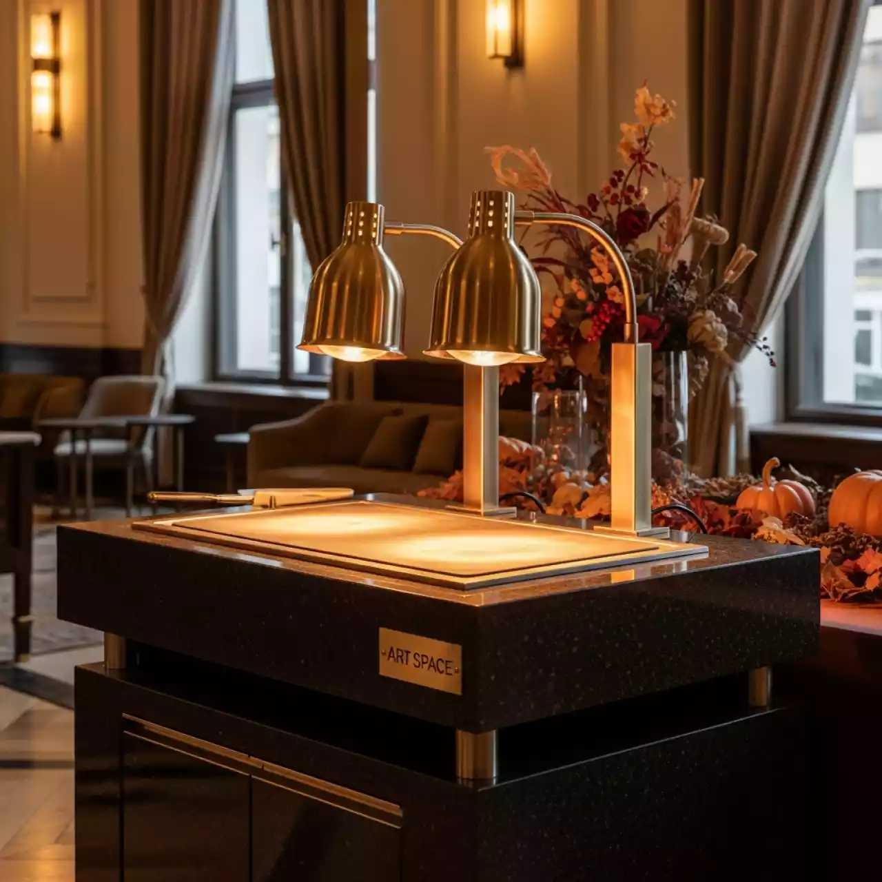 Аренда Карвинг станция с 2 лампами и каменной поверхностью в Boutique Hotel PORTUM 1905 — ART SPACE