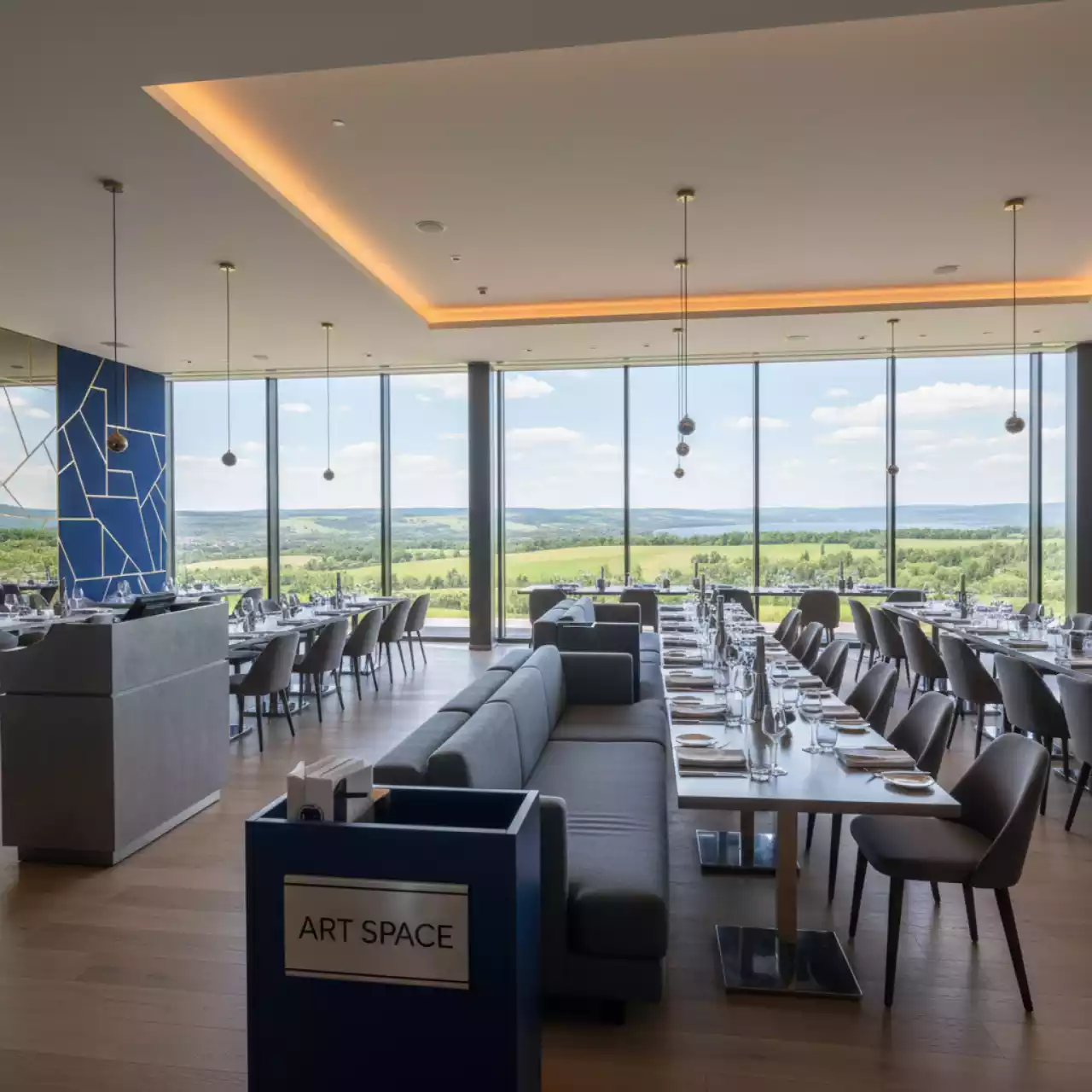 Аренда Кэмп Telekey встречаемся дома рождество в ресторане «Паруса» — ART SPACE