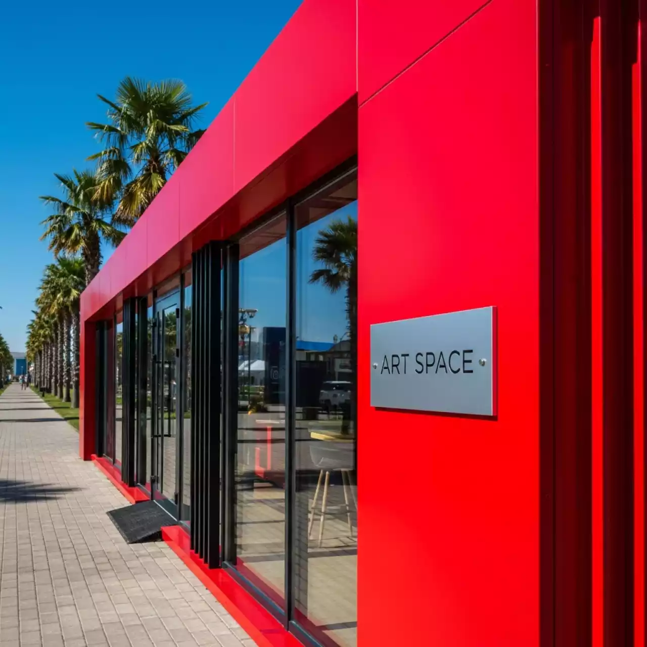 Аренда Киоск красный в санатории «Заполярье» — ART SPACE