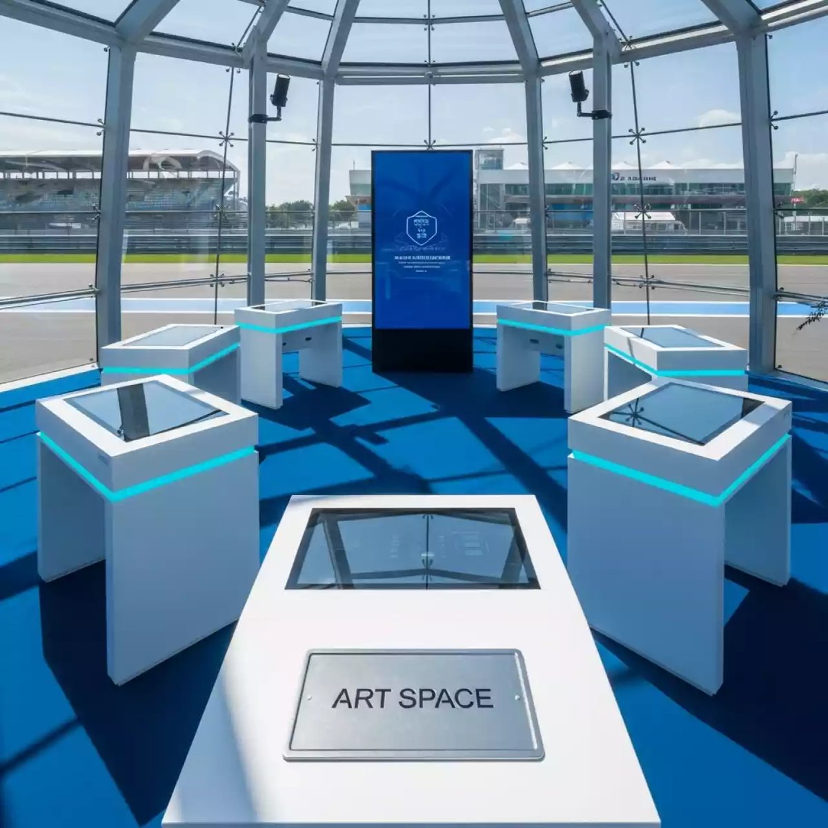 Аренда Класс интерактивный Волшебный Экран для ДОУ 8 парт на Сочи Автодроме — ART SPACE