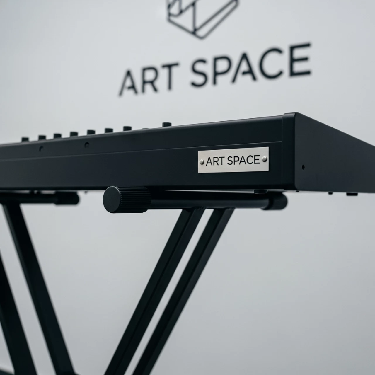 Аренда Клавишная стойка On Stage KS 7350 в Grand Karat Sochi — ART SPACE