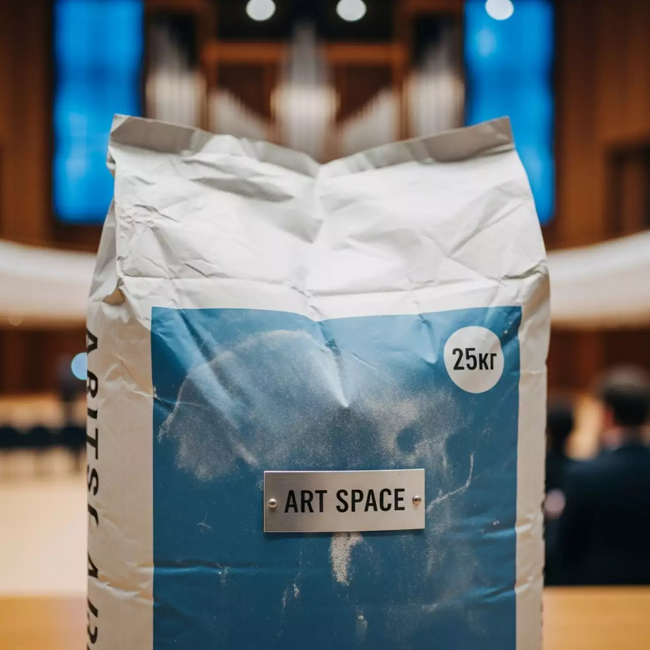 Аренда Клей для керамогранита Granit K 22 25 кг в Зале органной и камерной музыки — ART SPACE