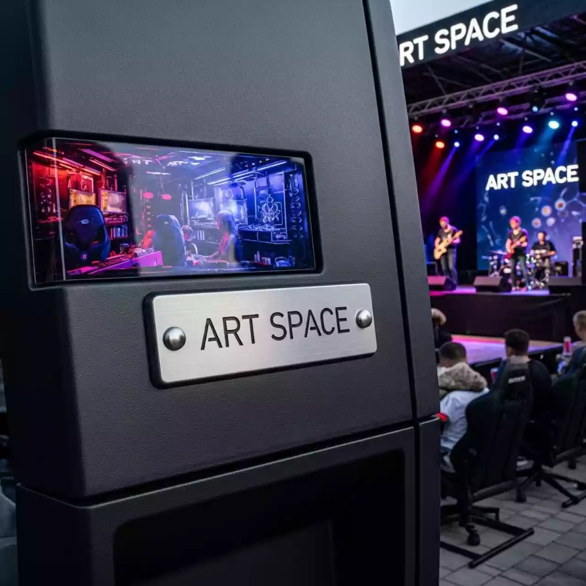 Аренда Клуб компьютерный современный на Медальной площади — ART SPACE