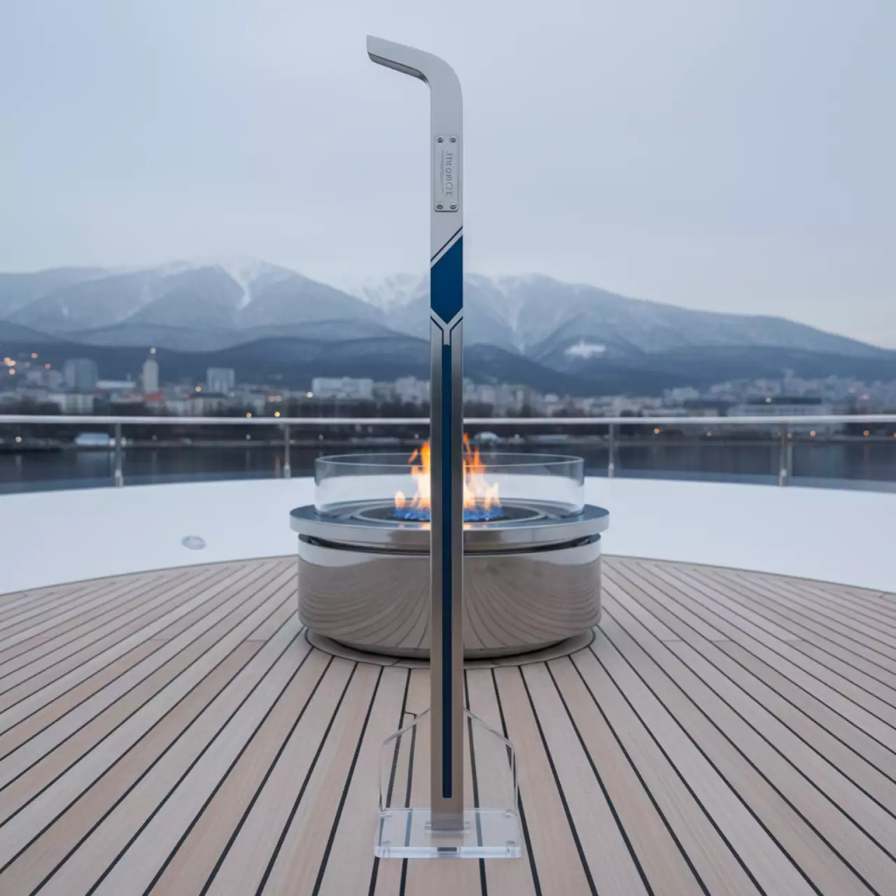 Аренда Кочерга на VIP-яхте (Имеретинский порт) — ART SPACE