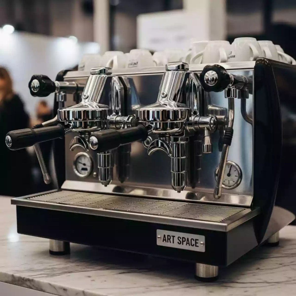 Аренда Кофемашина автоматическая двухрожковая в Novotel Resort — ART SPACE