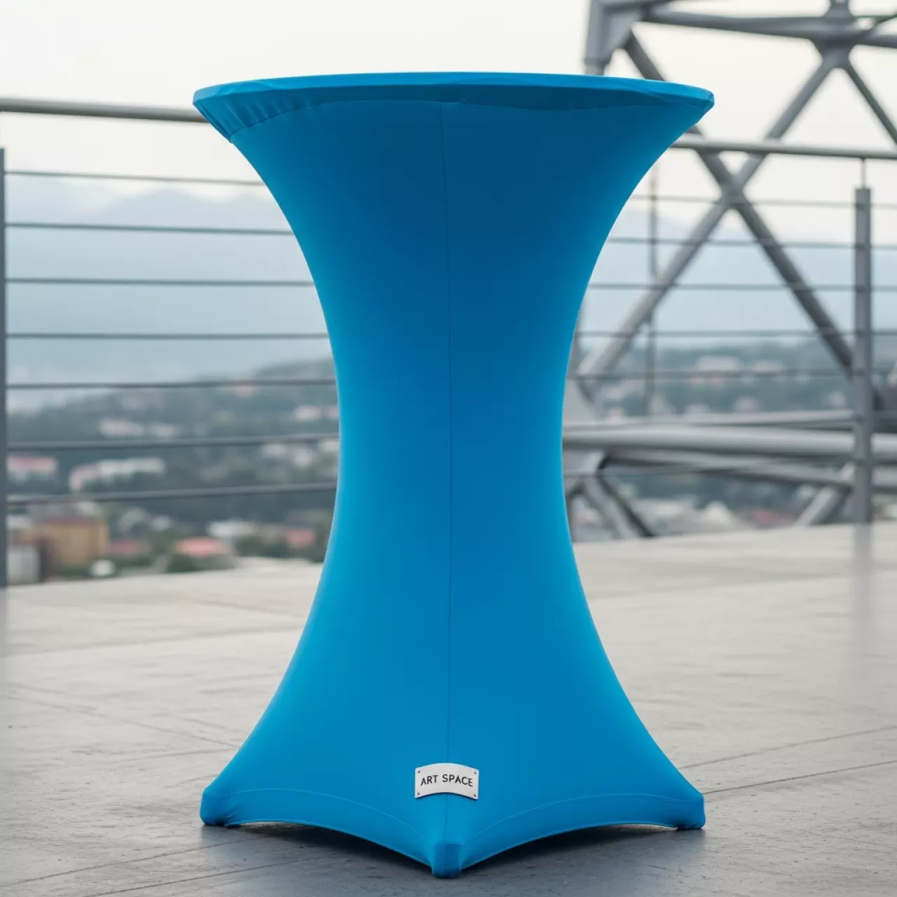 Аренда Коктейльный стол в стрейч чехле синий в Skypark Sochi — ART SPACE