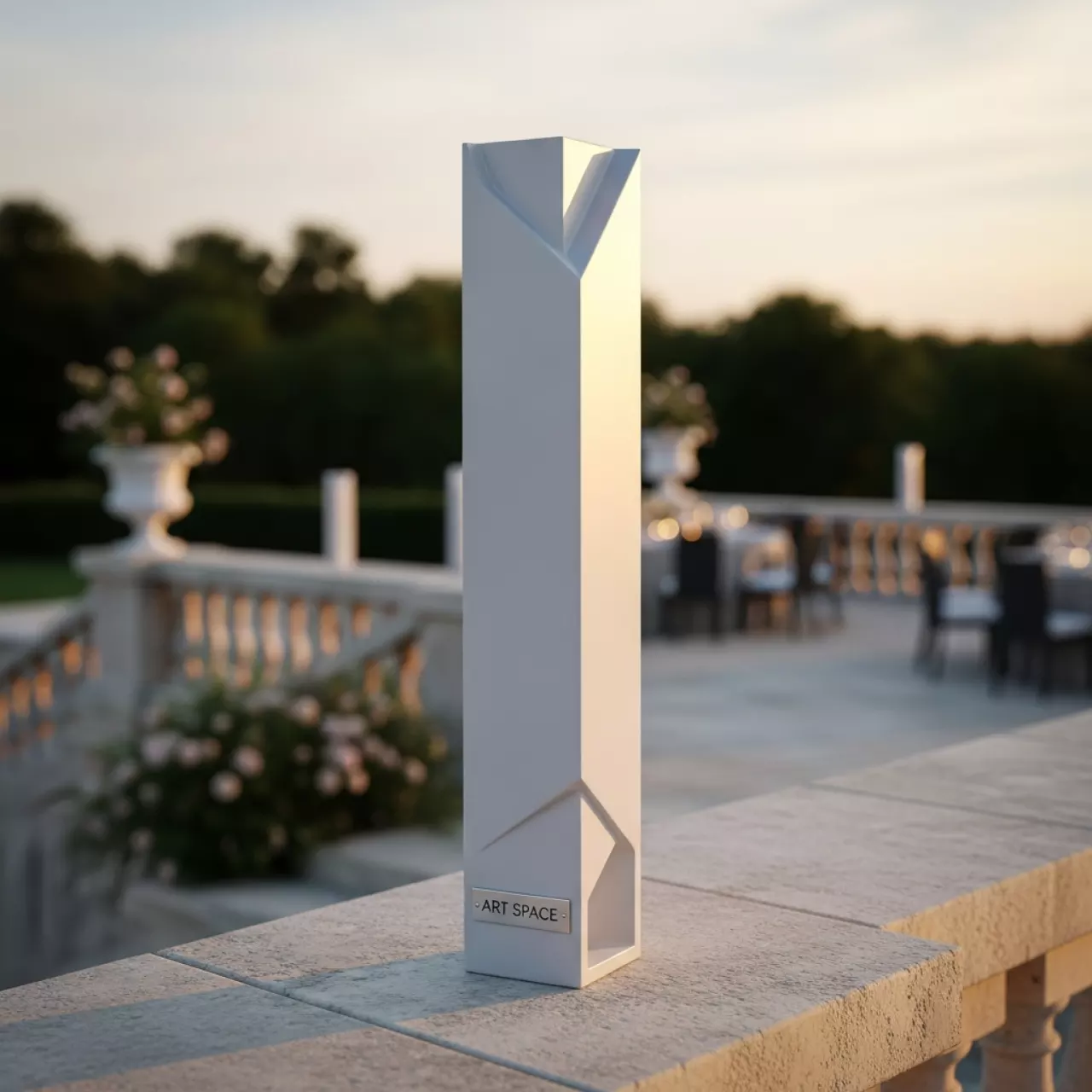 Аренда Колонна декоративная белая матовая высокая на вилле «Анна» — ART SPACE