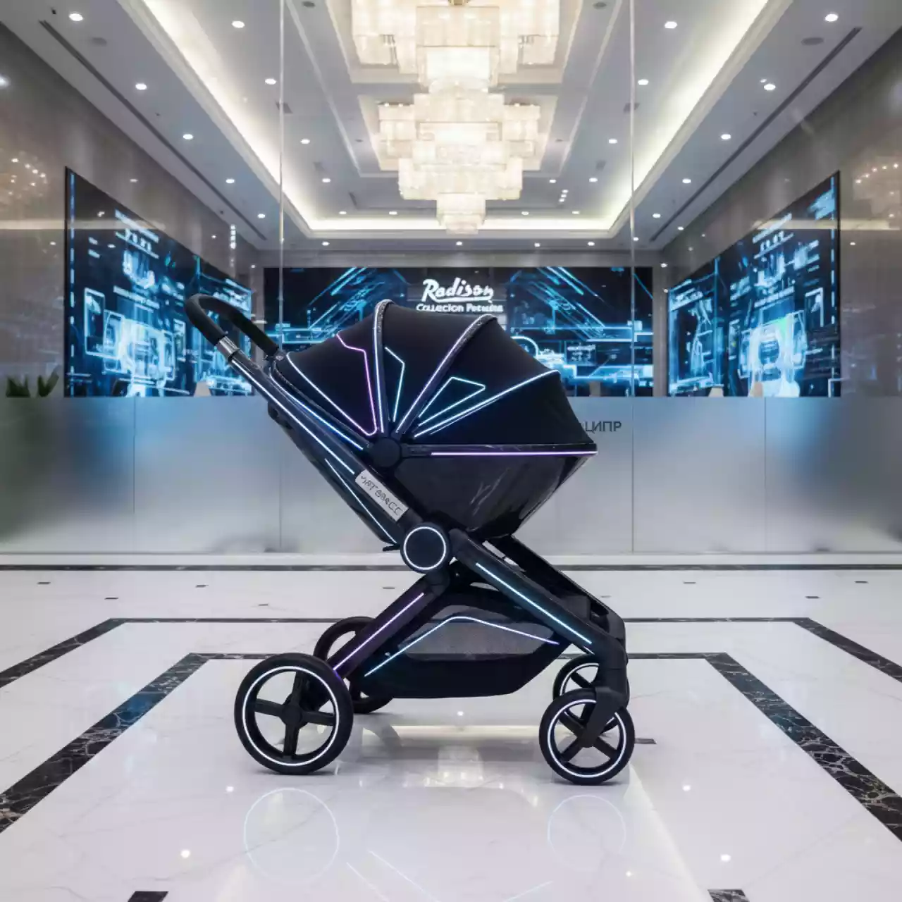 Аренда Коляска детская Babyzen Yoyo 2,6 в Radisson Collection Paradise — ART SPACE