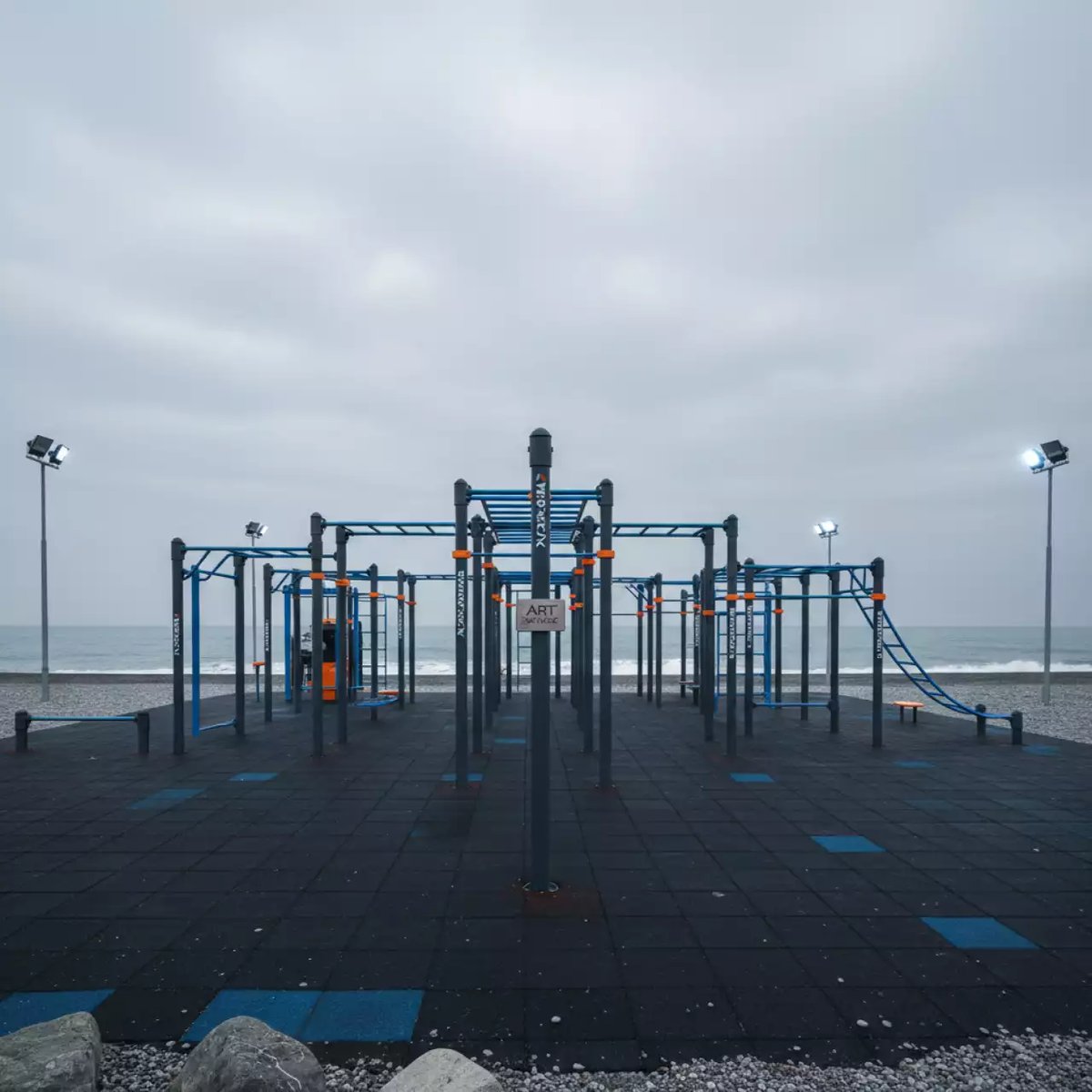 Аренда Комплекс спортивный IgraGrad WorkOut на пляжных клубах Хосты — ART SPACE