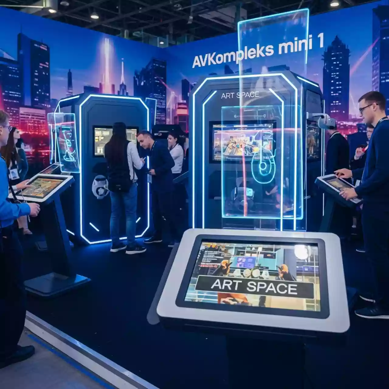 Аренда Комплекс тренажер AVKompleks Банк Знаний mini 1 в Маринс Парк Отеле — ART SPACE