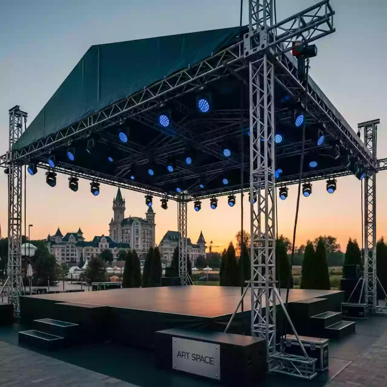 Аренда Комплексы сценические в отеле «Богатырь» — ART SPACE