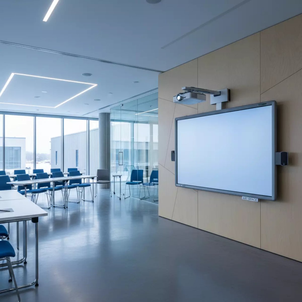 Аренда Комплект интерактивный Classic Solution CS IR 85Tu Optoma X309ST Wize WTH140 в Omega Sirius — ART SPACE