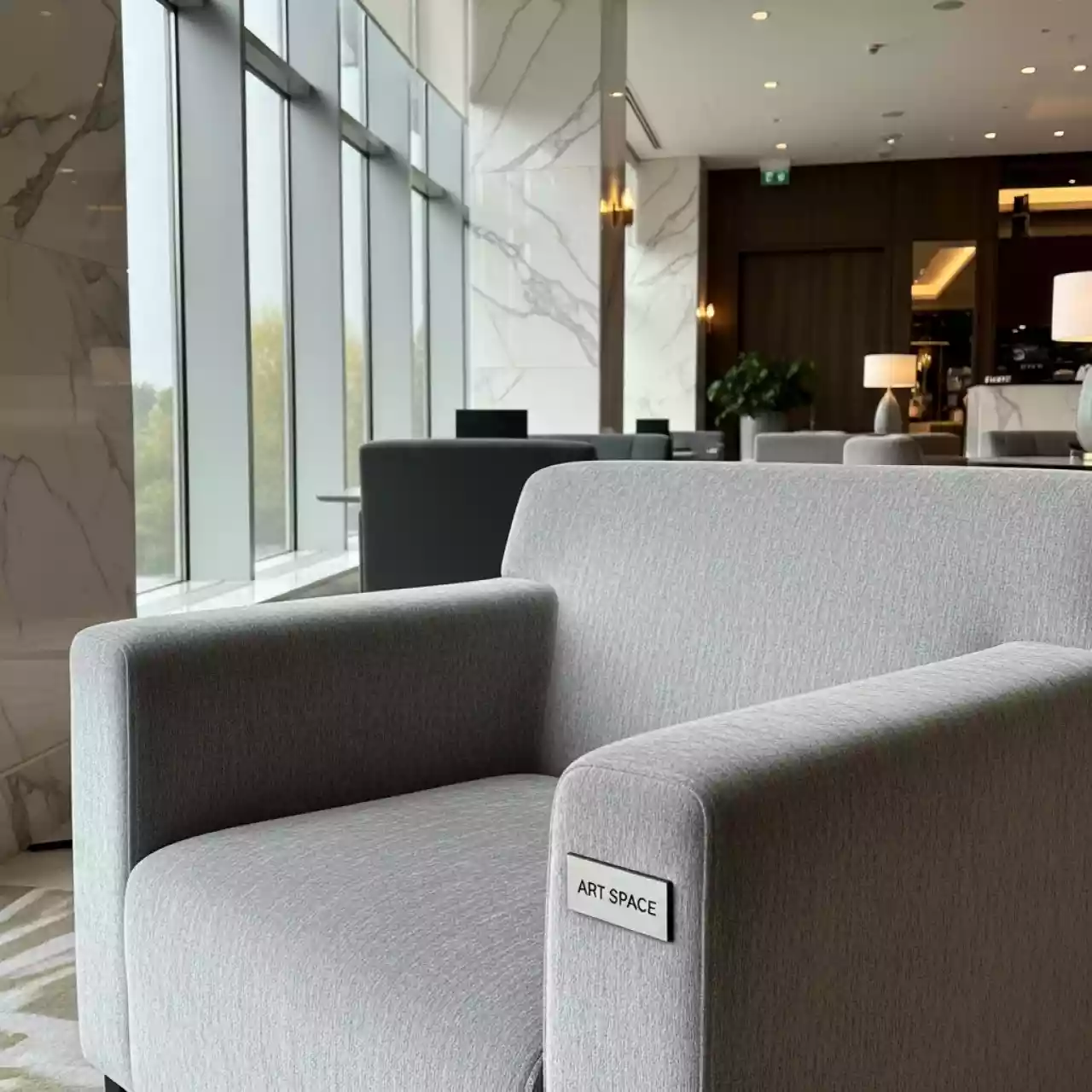 Аренда Комплект кресел серый Royal Family CHLOE в отеле Hyatt Regency Sochi — ART SPACE