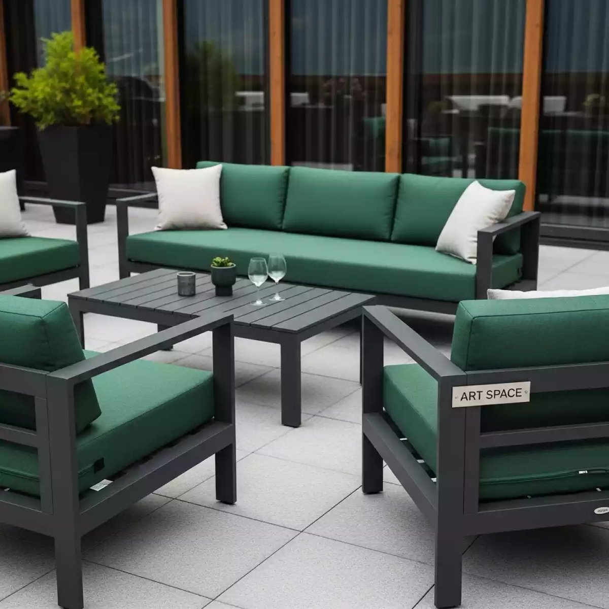 Аренда Комплект лаунж мебели Malmo с 3 местным диваном антрацит зеленый алюминий в Rixos Krasnaya Polyana — ART SPACE