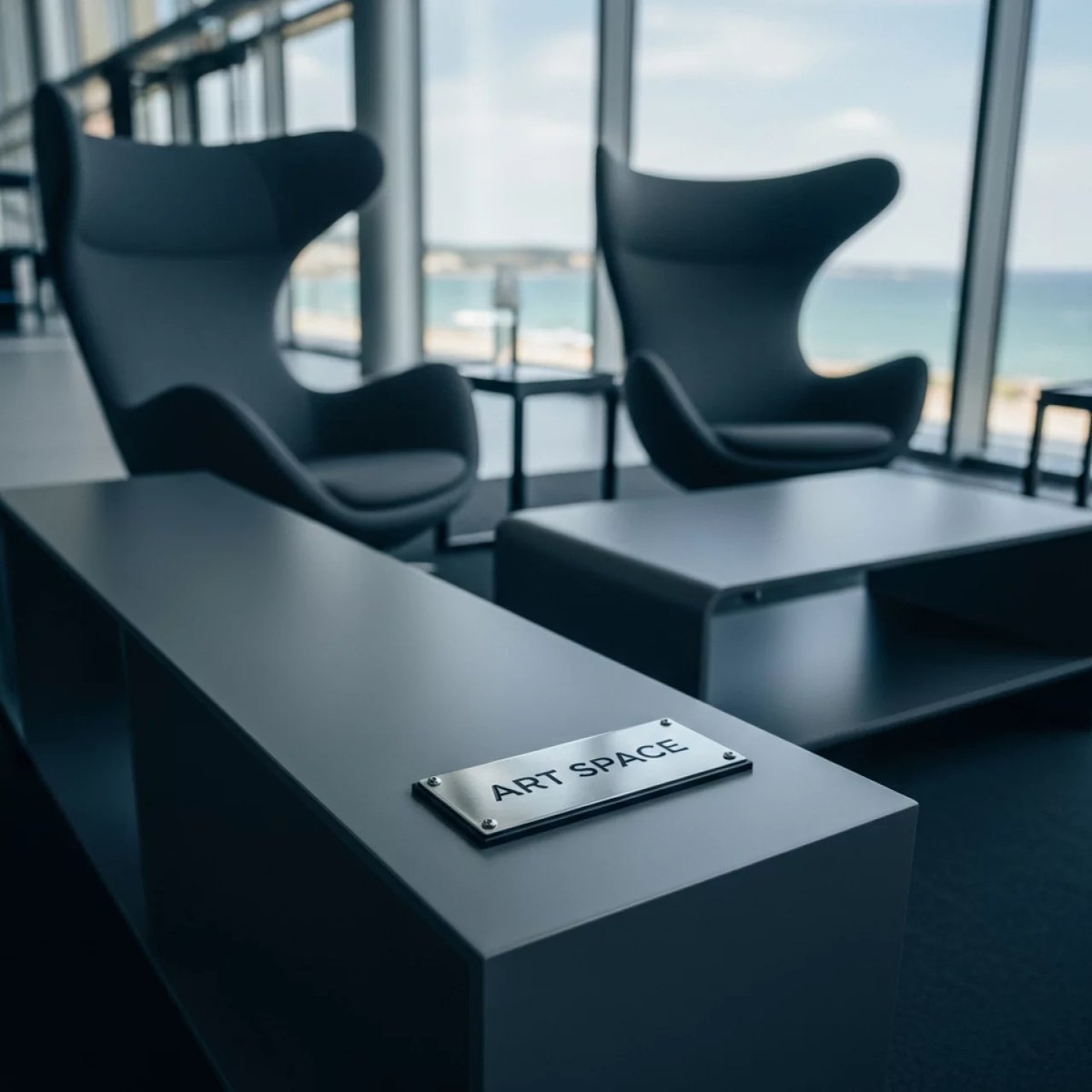 Аренда Комплект мебели Royal Family LANA M графит в конгресс-холле отеля Жемчужина — ART SPACE