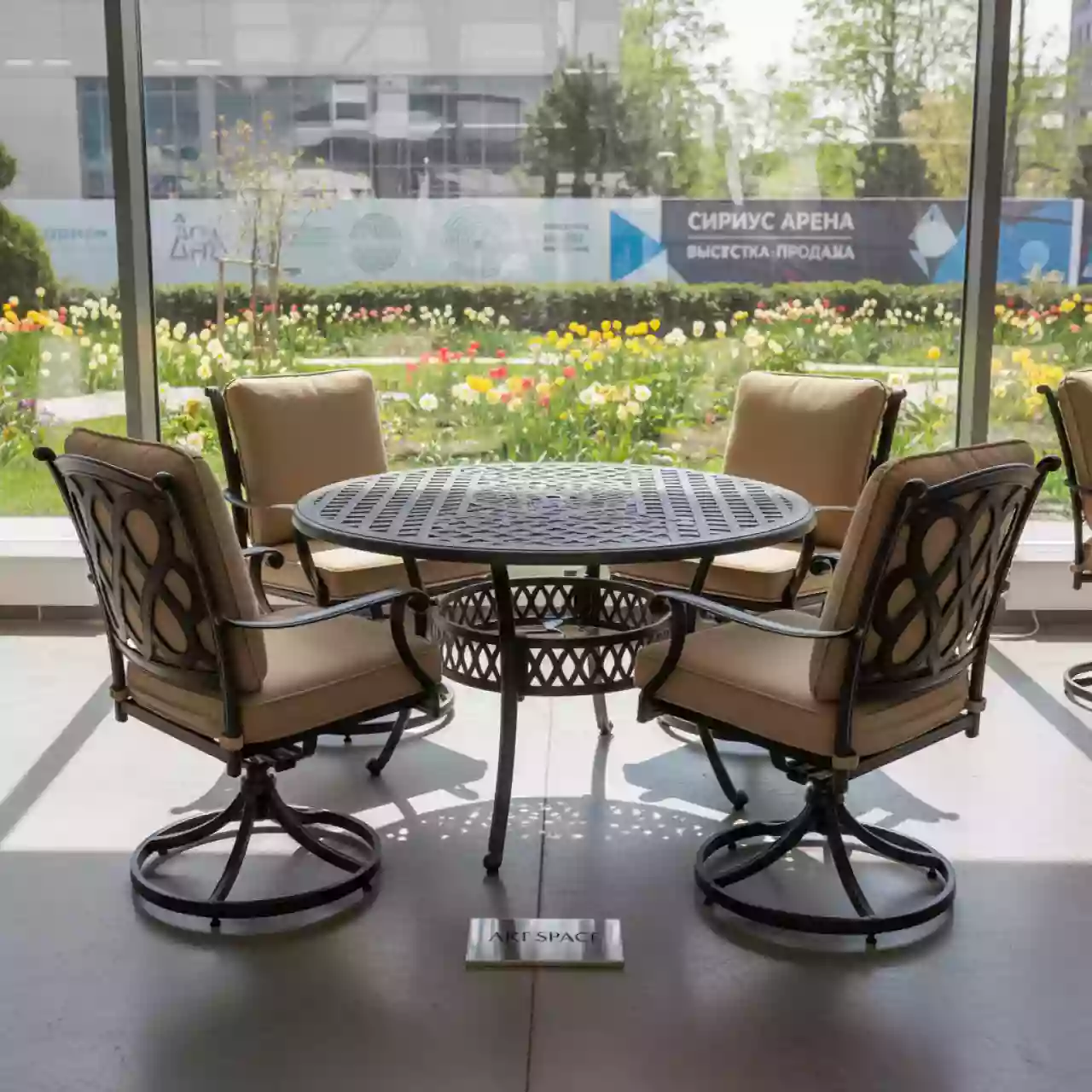Аренда Комплект мебели Stockholm литой алюминий темно бронзовый в Сириус Арене — ART SPACE