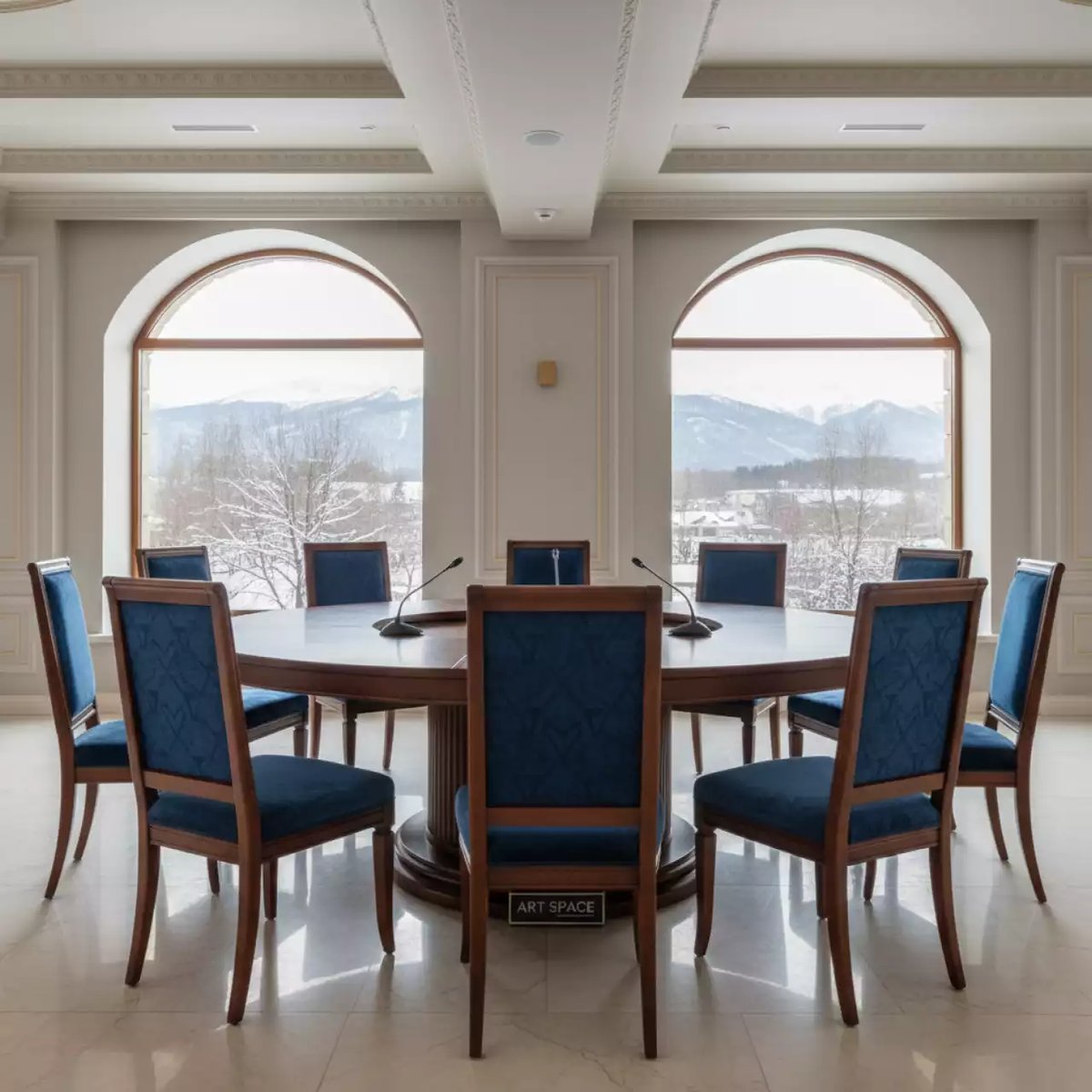 Аренда Комплект мебели Veneto на 8 персон в ресторане «Паруса» — ART SPACE