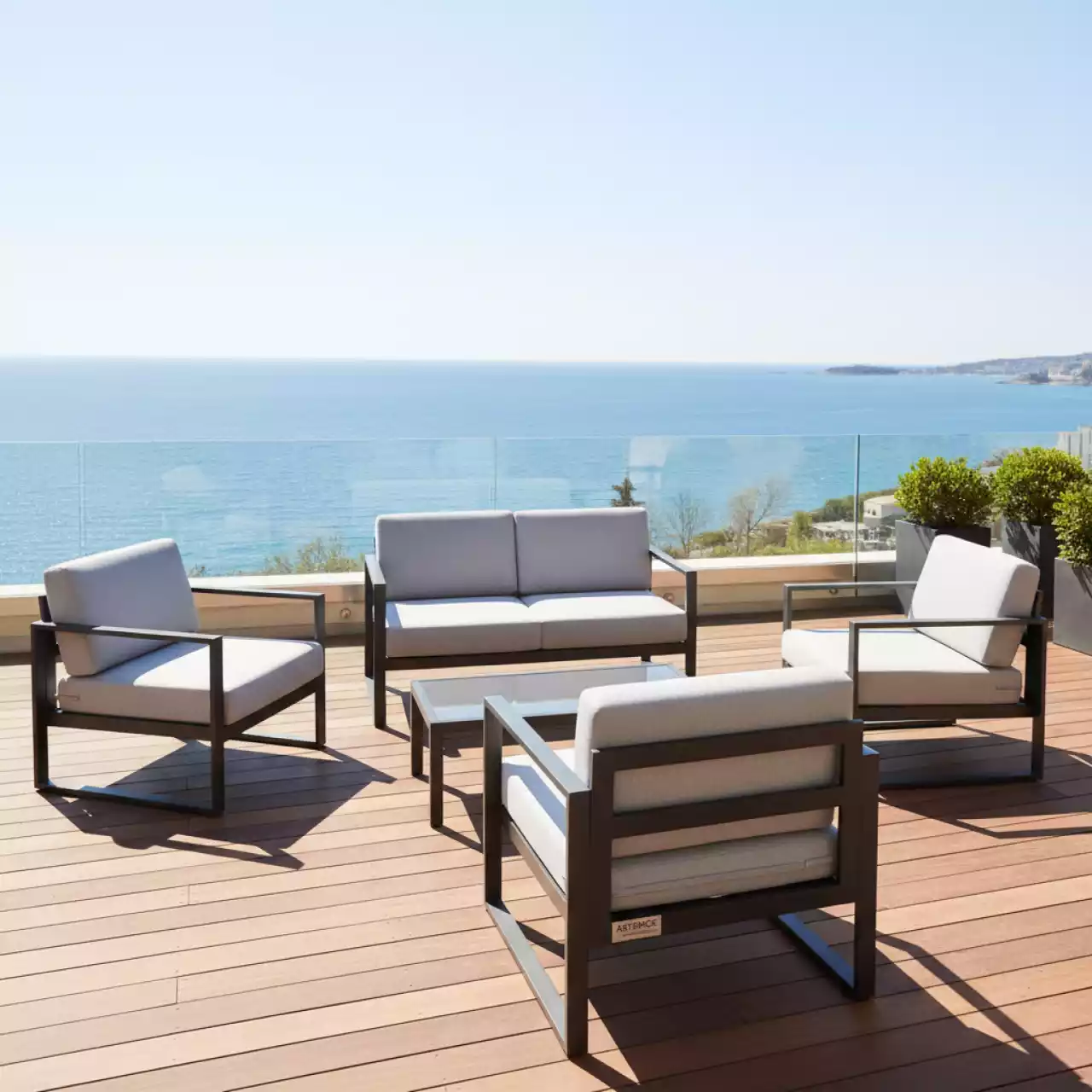 Аренда Комплект садовой мебели Green Glade 4 предмета в ресторане «D.O.M» — ART SPACE