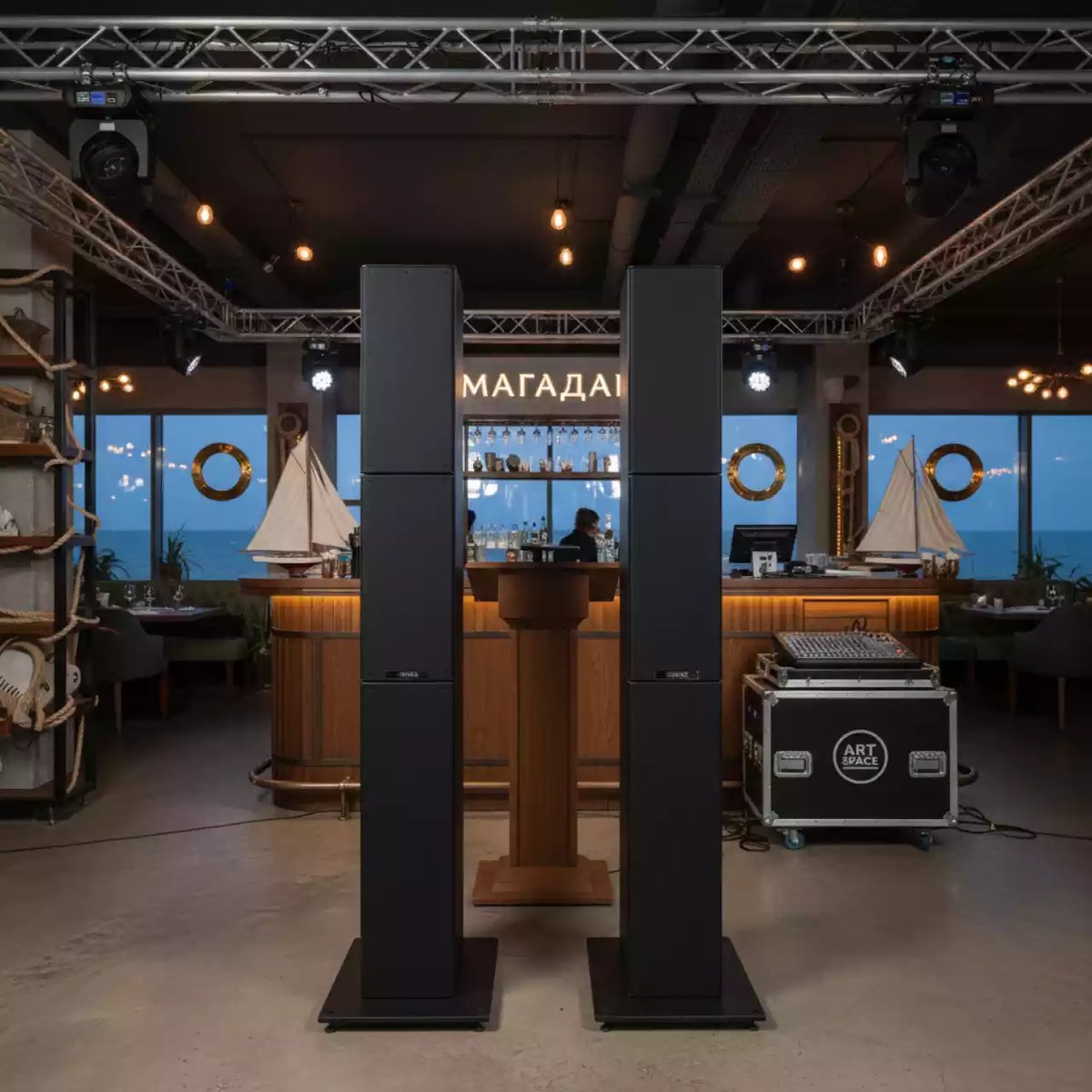 Аренда Комплект SYVA в ресторане «Магадан» — ART SPACE