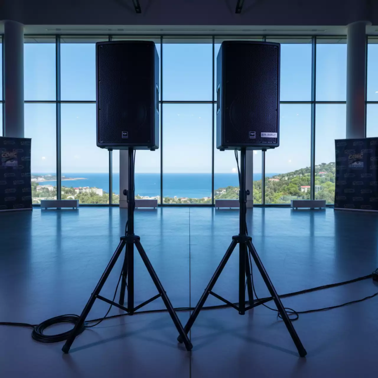 Аренда Комплект звука 1000 Вт 1 кВт в Grand Karat Sochi — ART SPACE