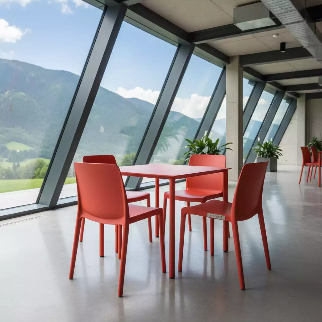 Аренда Комплекта мебели пластиковой Spritz Bora Bistrot в Green Flow Hotel — ART SPACE