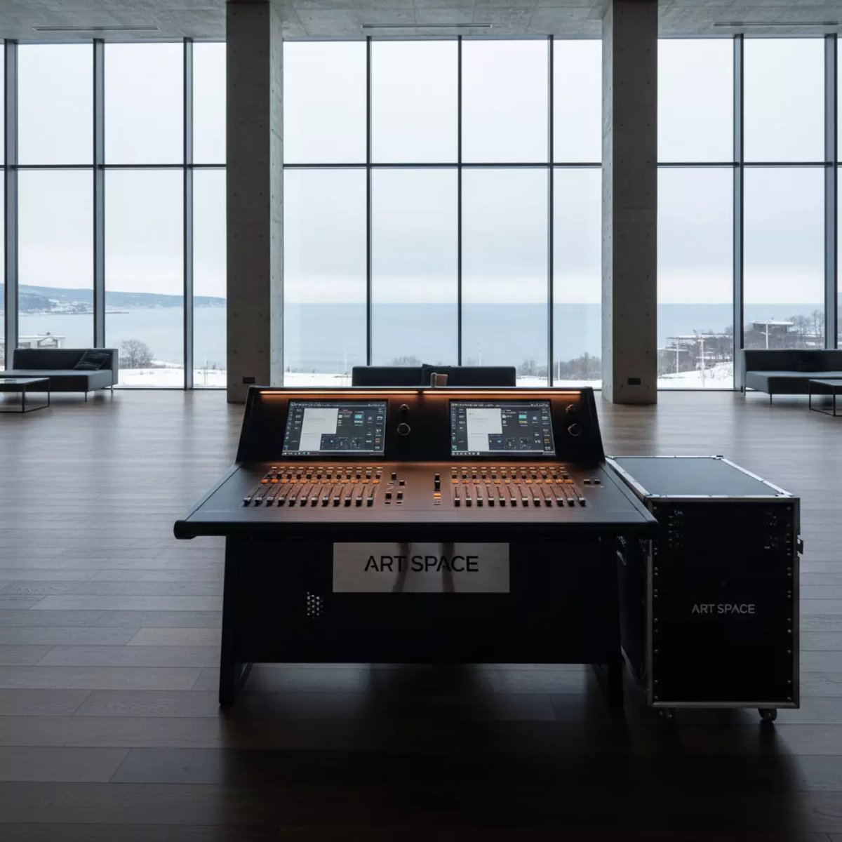 Аренда Консоль Allen & Heath dLive S 7000 в санатории «Сочи» — ART SPACE