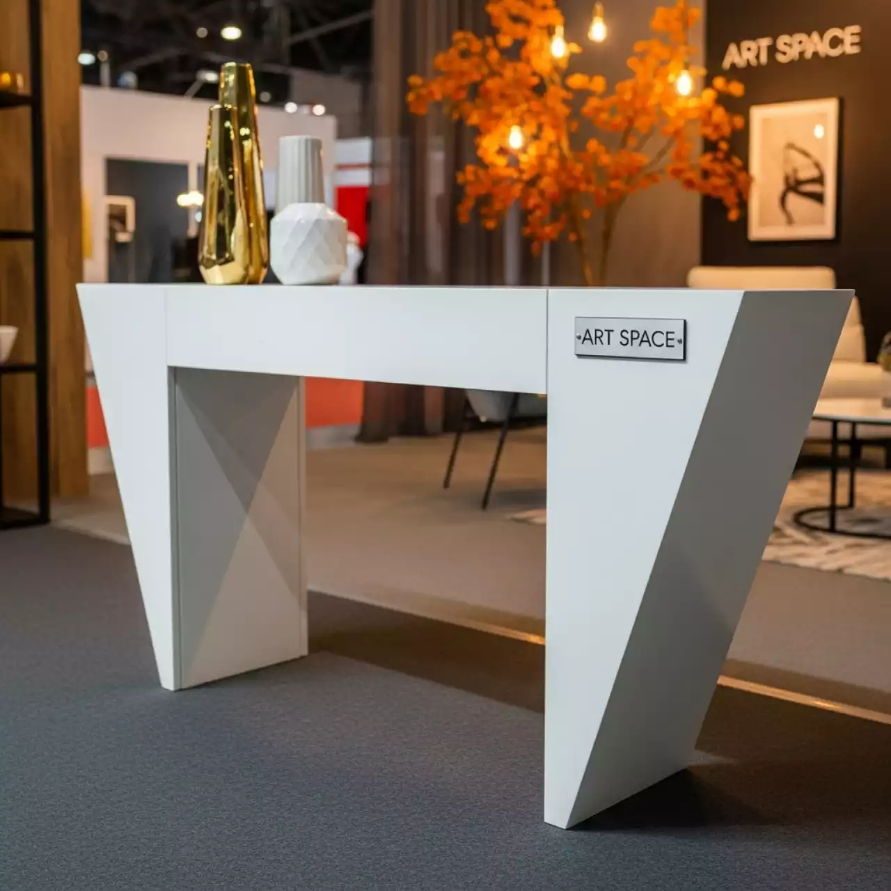 Аренда Консоль DECO White в Ледовом дворце «Айсберг» — ART SPACE