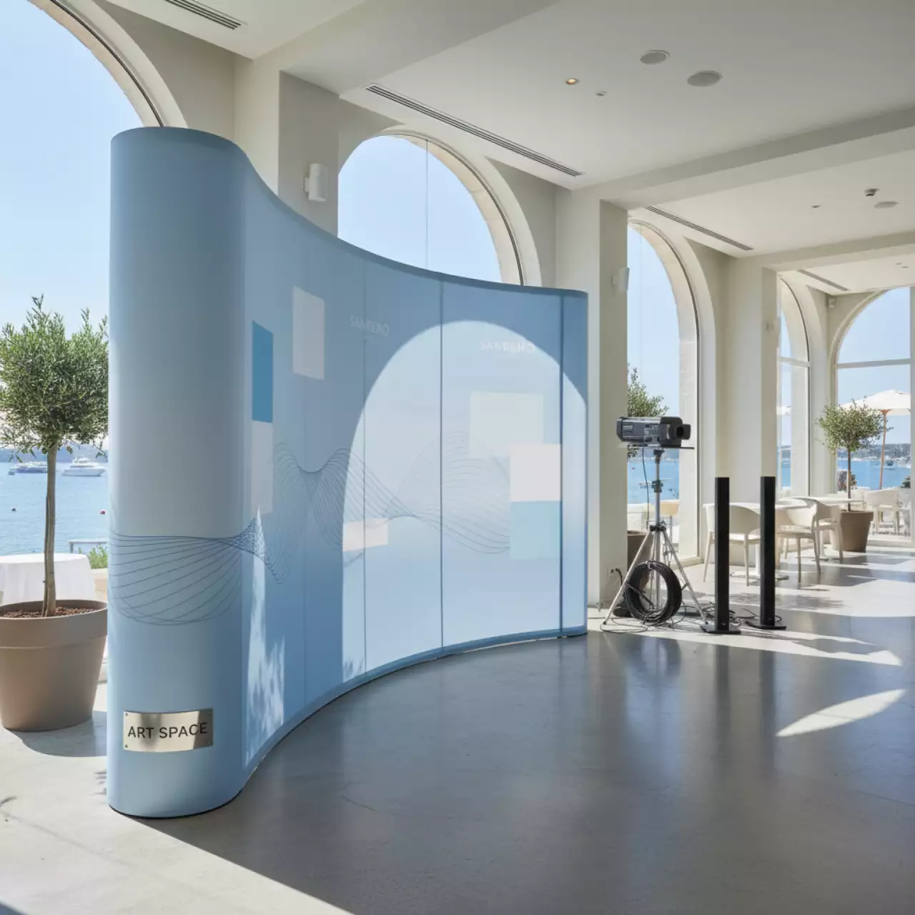 Аренда Конструкции выставочные Tango POP UP Spring в ресторане «Sanremo» — ART SPACE