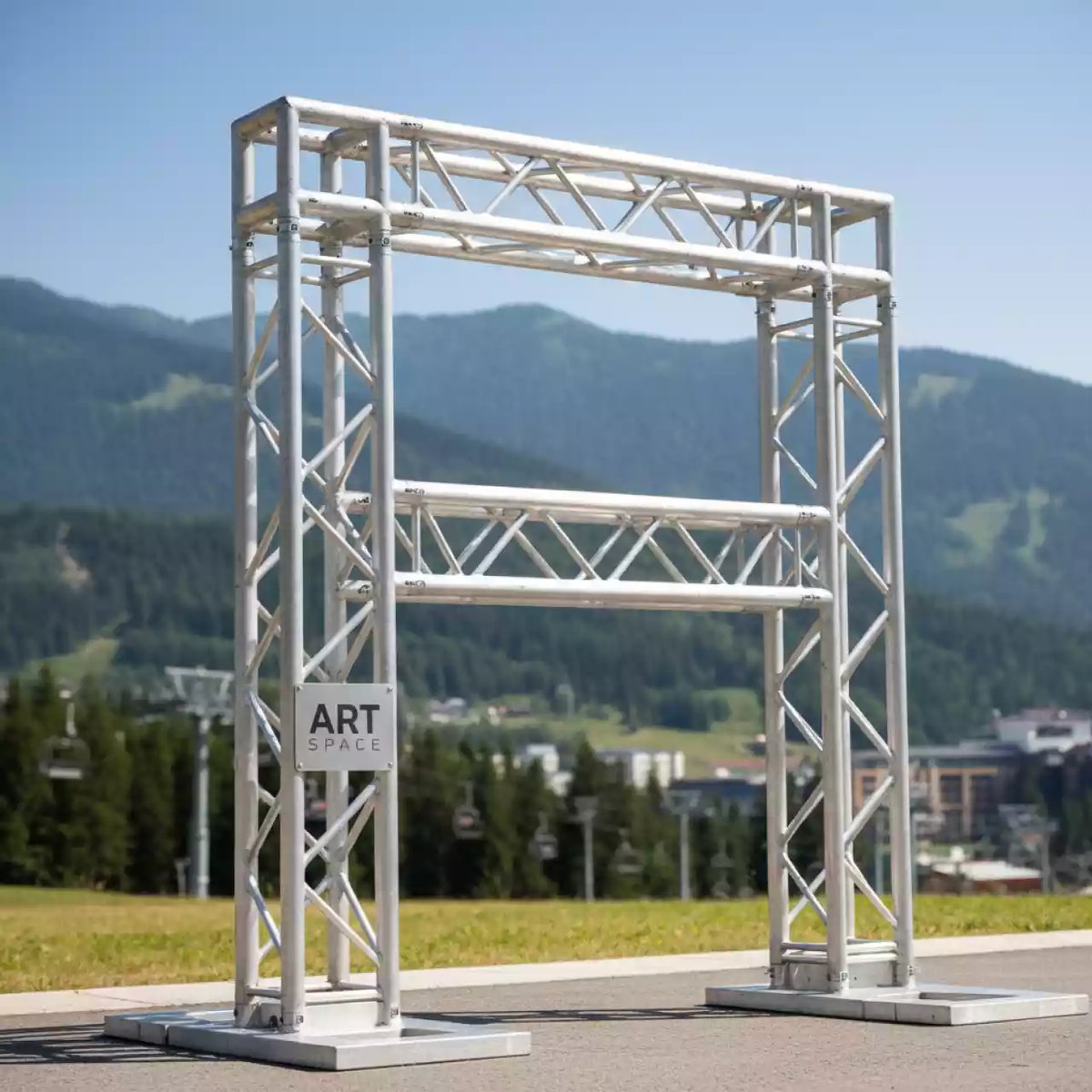 Аренда Конструкция П образная из алюминиевой фермы на курорте «Газпром» (Альпика) — ART SPACE