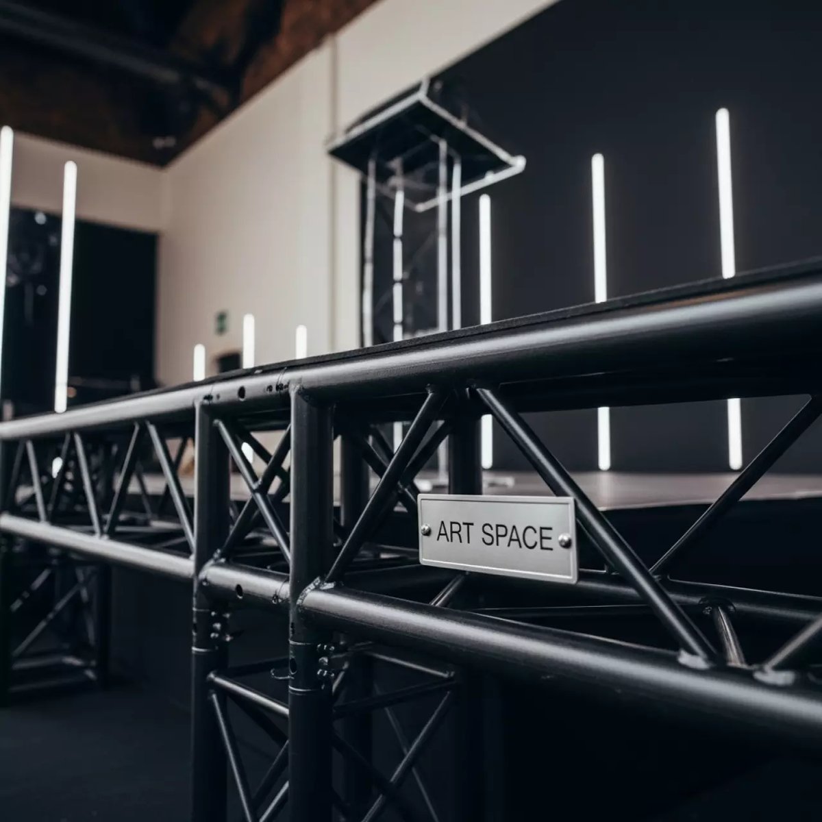 Аренда Конструктив для сцен и подиумов в Mantera Supreme — ART SPACE