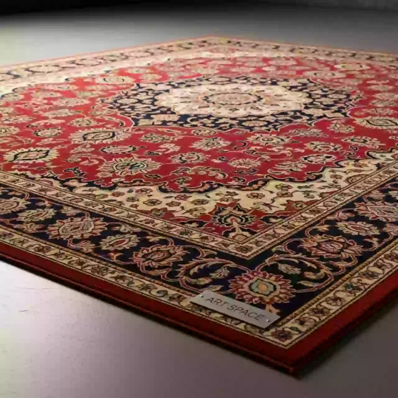 Аренда Ковер восточный Jafar 315х175 на площадке Rosa Peak (2320м) — ART SPACE