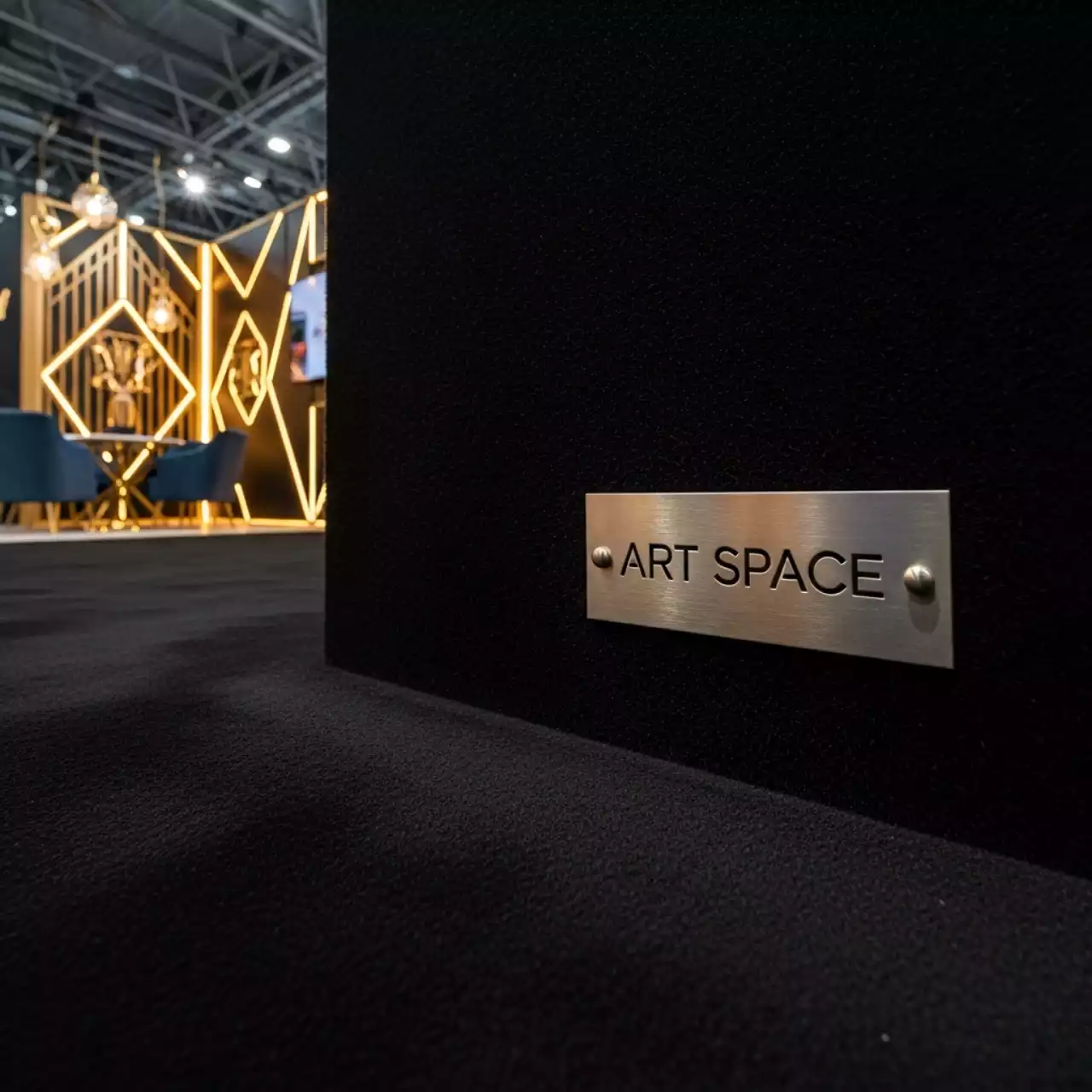 Аренда Ковролин черный 20 м² в МФК «Горный» — ART SPACE