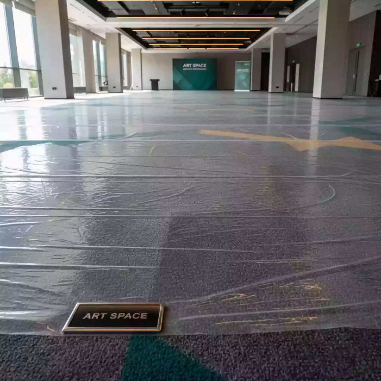 Аренда Ковролин в защитной пленке в Boutique Hotel PORTUM 1905 — ART SPACE