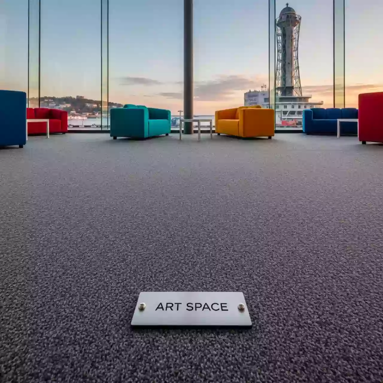 Аренда Ковровое покрытие ковролин серый 200 м² на территории Морпорта Сочи — ART SPACE