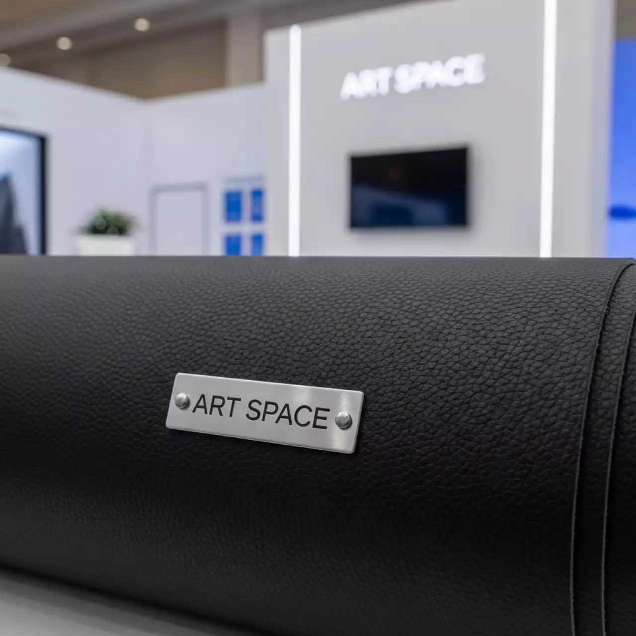 Аренда Кожзаменитель рулонный Albeo Imitation Leather 320 г м² 1370x25 м 76,2 мм текстура шевро TD 615 в санатории «Сочи» — ART SPACE