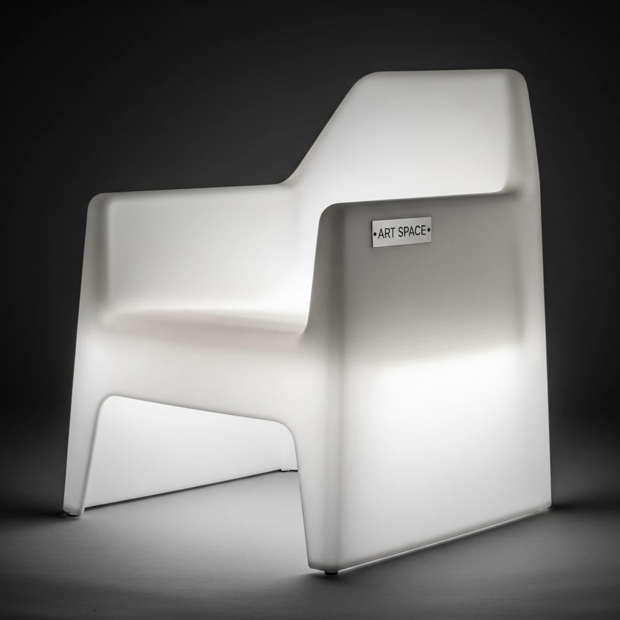 Аренда Кресла пластикового светящегося Kami San Lighting в ресторане «Brunello» — ART SPACE