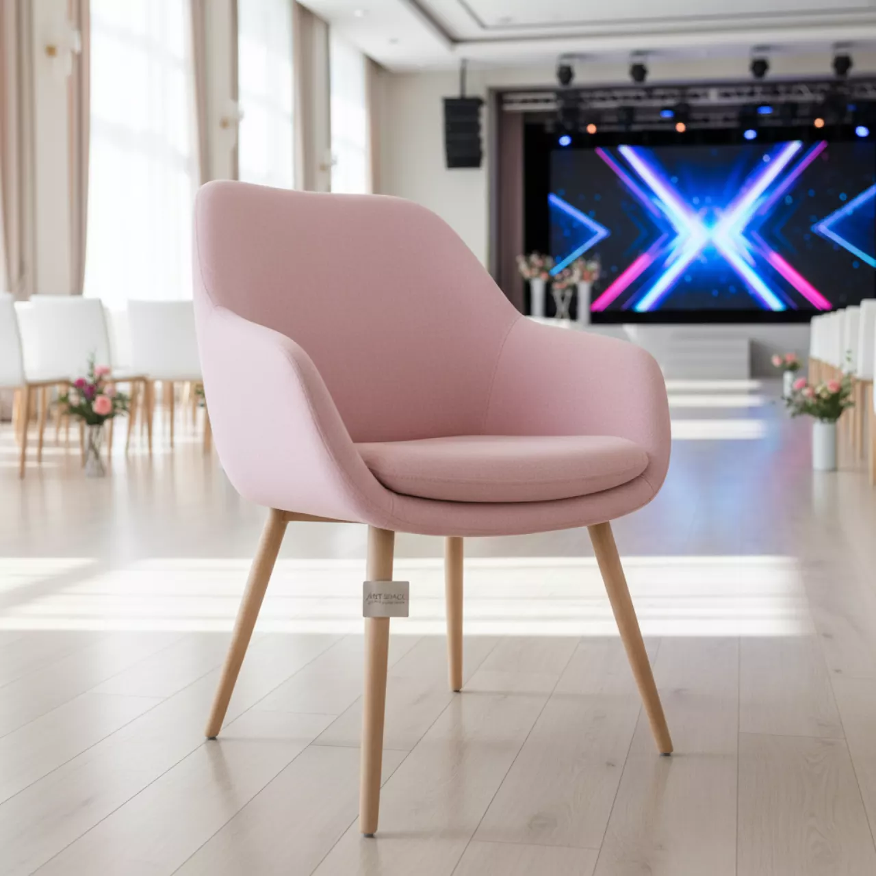Аренда Кресло Alice Pink в санатории «Металлург» — ART SPACE