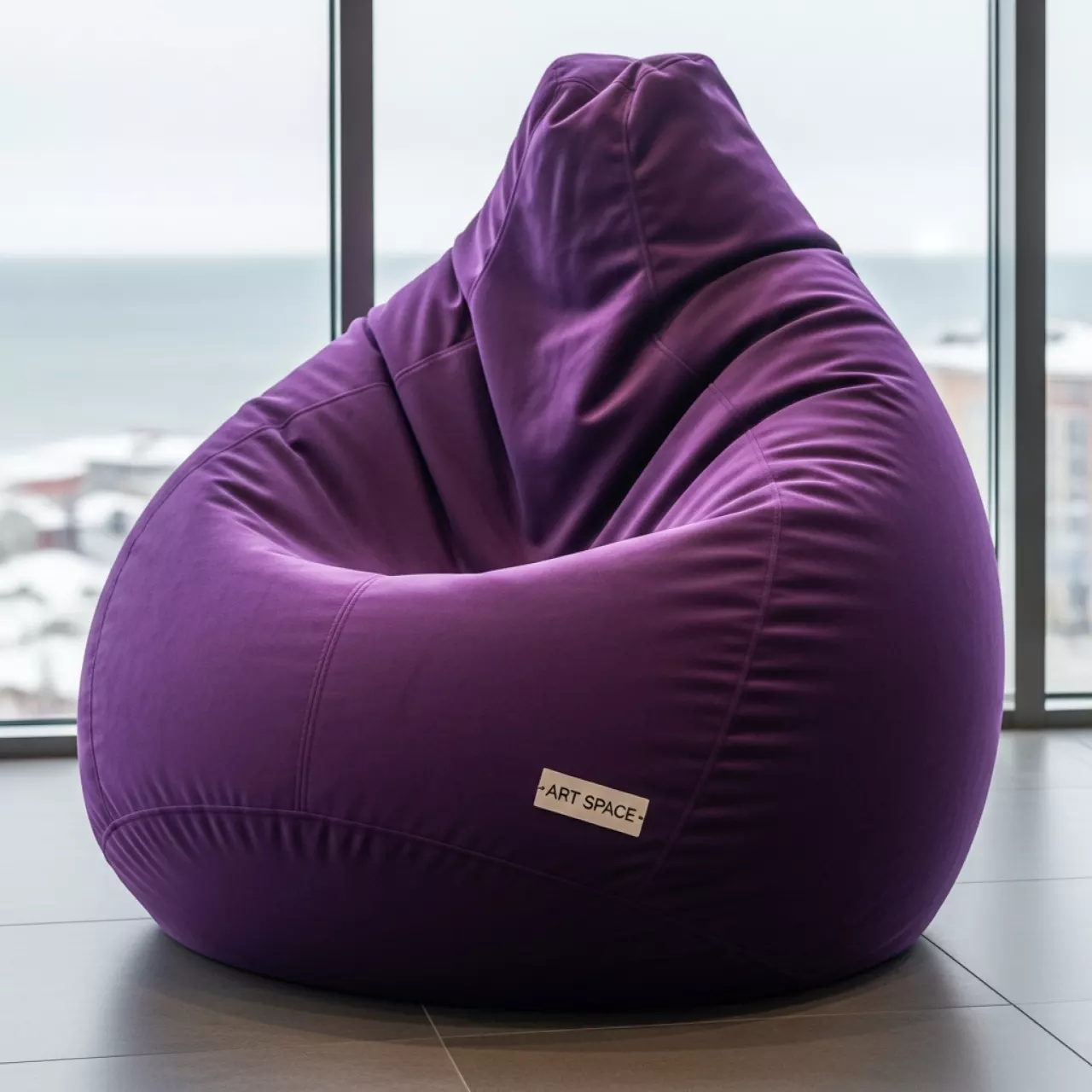 Аренда Кресло бескаркасное Velvet фиолетовое на Имеретинской набережной — ART SPACE