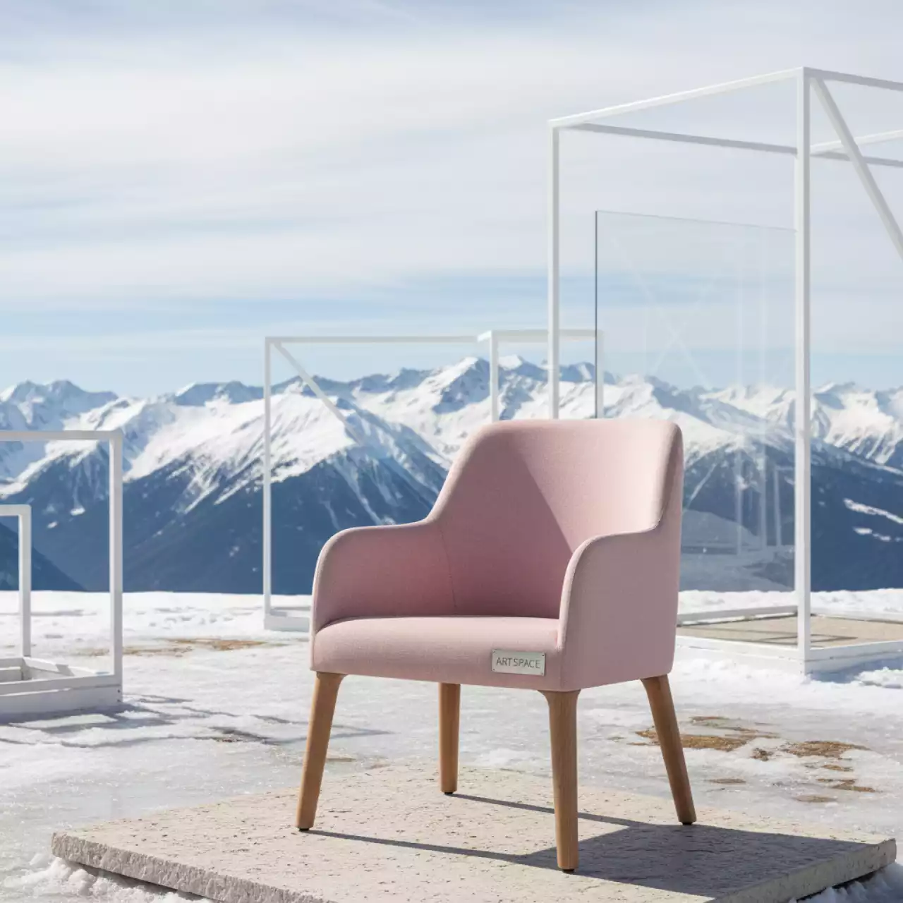 Аренда Кресло детское без подлокотников розовое Carafe на площадке Rosa Peak (2320м) — ART SPACE