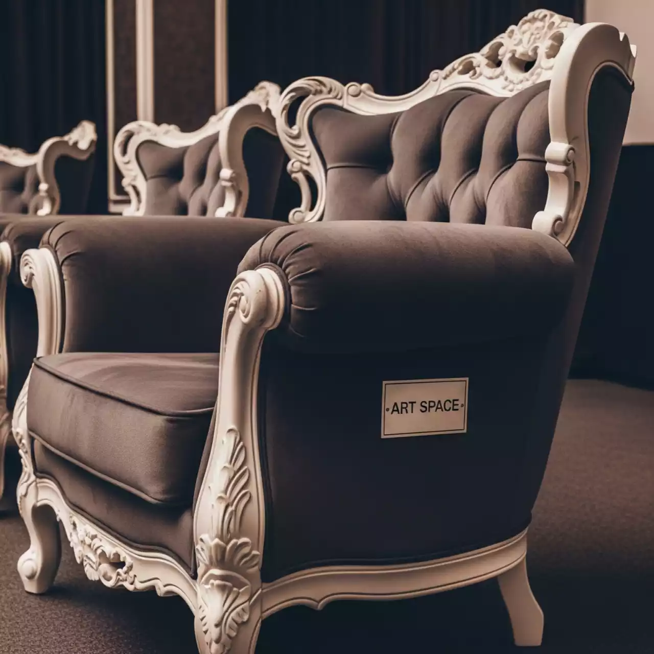 Аренда Кресло для набора Асгард в зале «Чайка» (Морпорт) — ART SPACE