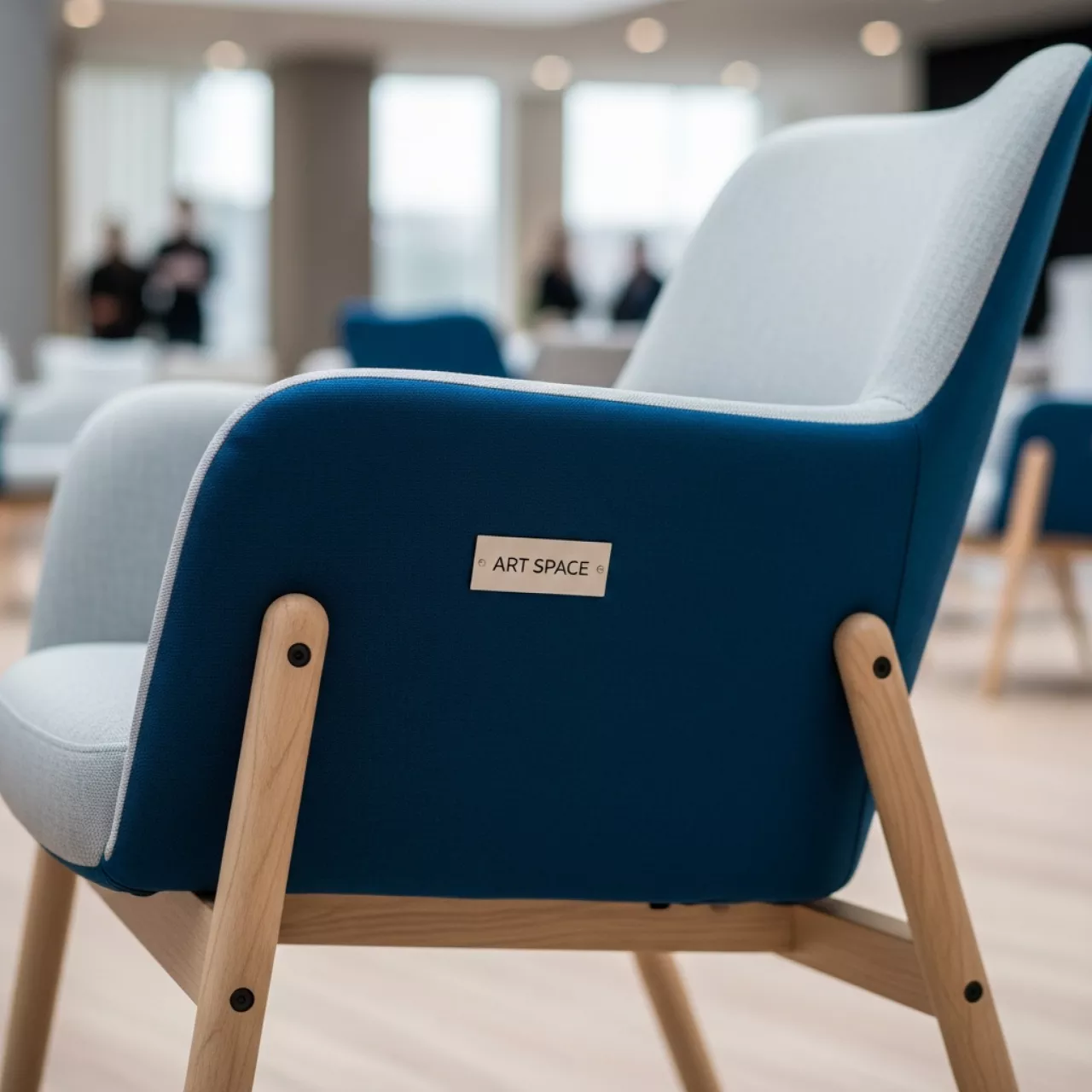 Аренда Кресло Doc AR с обивкой в отеле «Богатырь» — ART SPACE