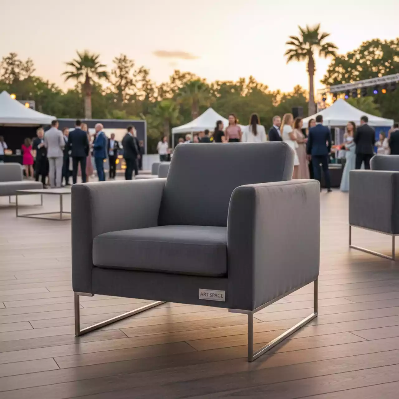 Аренда Кресло Хью велюр серое в парке «Ривьера» — ART SPACE