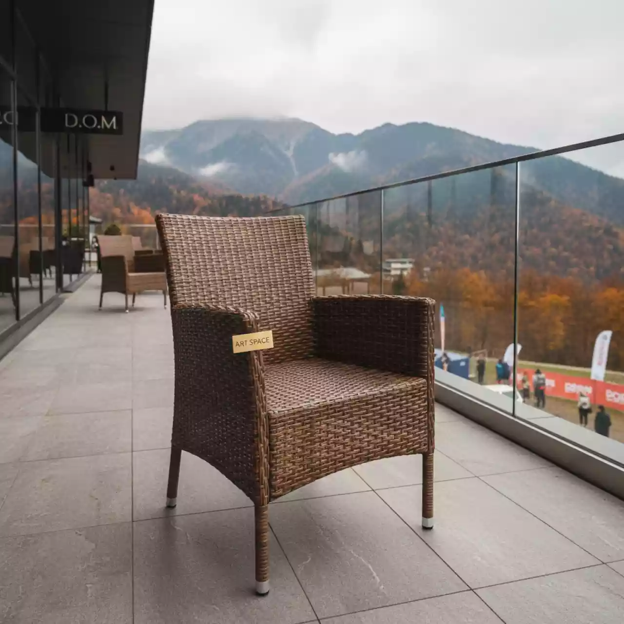 Аренда Кресло из искусственного ротанга Y90C W2390 brown в ресторане «D.O.M» — ART SPACE
