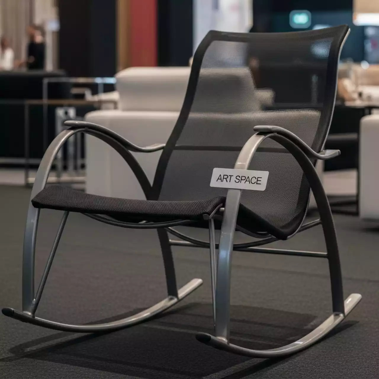 Аренда Кресло качалка VUITTON серое черный текстилен в комплексе Sea Galaxy — ART SPACE