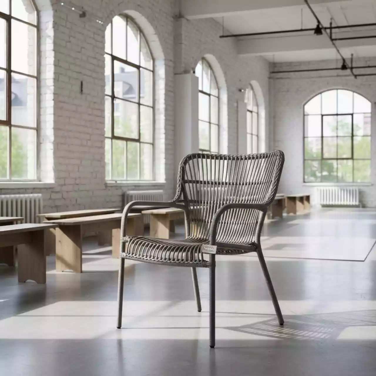 Аренда Кресло КАЛЬЯРИ из искусственного ротанга гиацинт серый в лофте «Студия 21» — ART SPACE