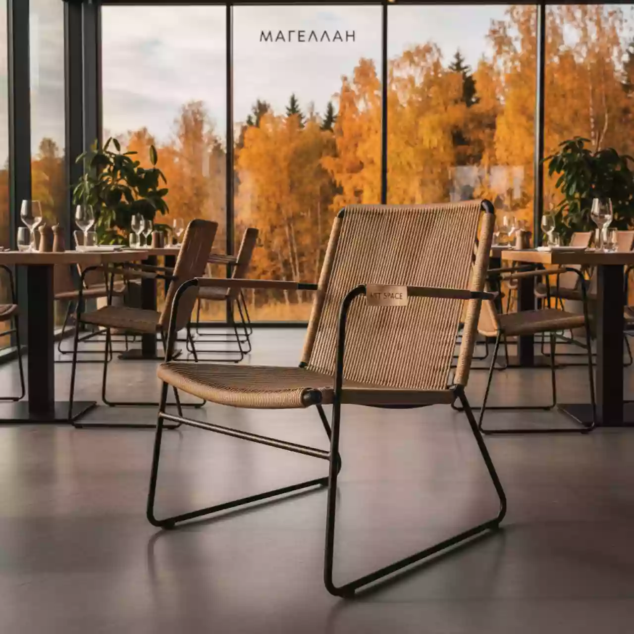Аренда Кресло Канны плетеное из роупа бежевый в ресторане «Магеллан» — ART SPACE