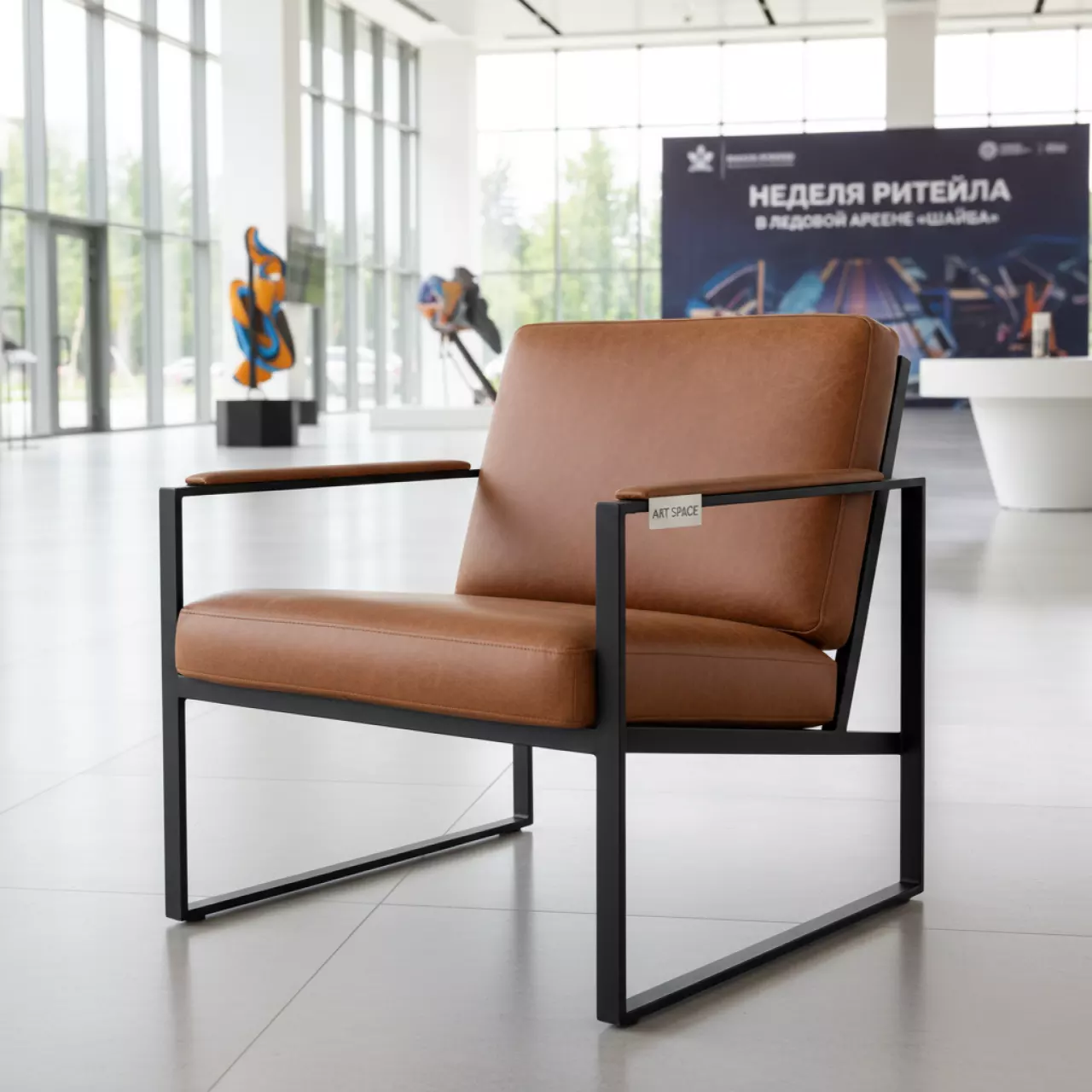 Аренда Кресло Kingston экокожа Cayenne 1119 металл RAL черный муар в ледовой арене «Шайба» — ART SPACE